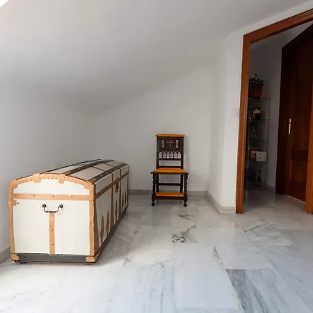 Appartamento La Buhardilla De Olivia Málaga
